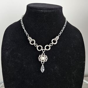 Elegant Silver Necklace with Crystal Pendant